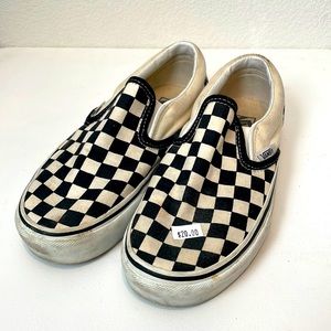 Vans slip ons checker pattern. Men US 4.5, Women US 6